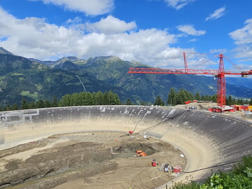 WOLFFKRAN Austria entsendet Kraftpaket für die Speicherbecken-Reinigung