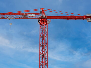 WOLFF 8095 Compact - Presenting the first trolley-jib crane in 900 mt class